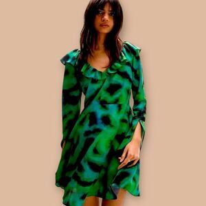 TOPSHOP animal ruffle neck tea‎ dress